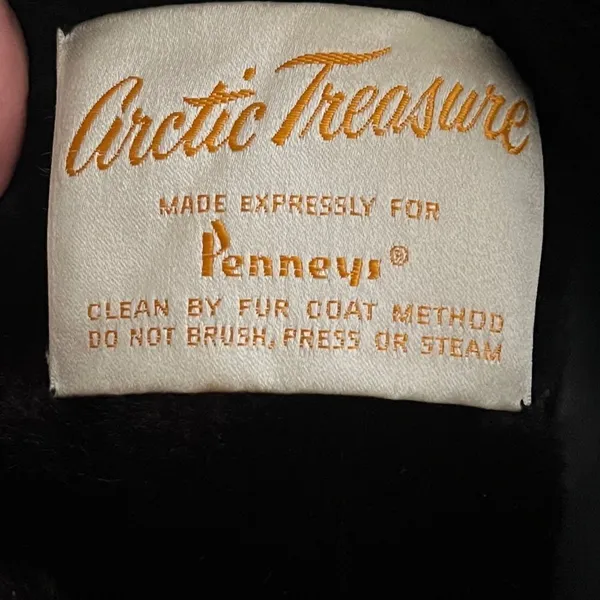 Vintage Arctic Treasure Penneys Faux‎ Fur Coat - Image 8