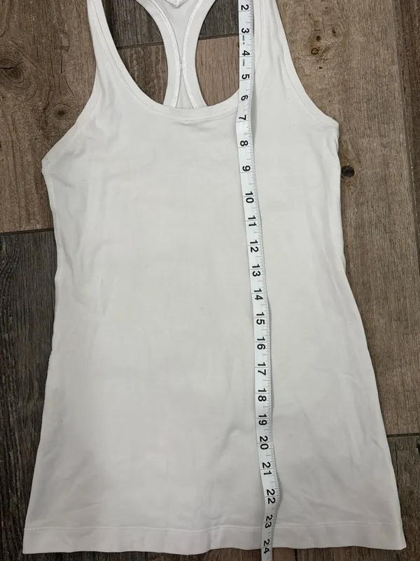 Lululemon racerback tank top white - Image 6