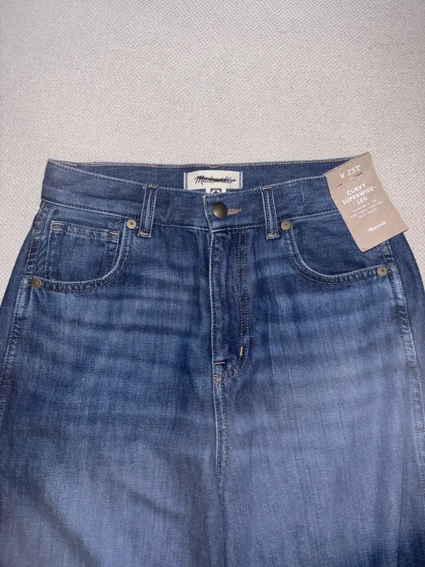 Madewell Curvy Superwide Leg Jeans 25T - Image 3