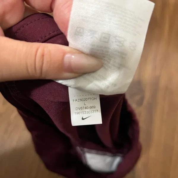 Nike Maroon 5” Performance Game Volleyball Shorts Size Large - Image 6