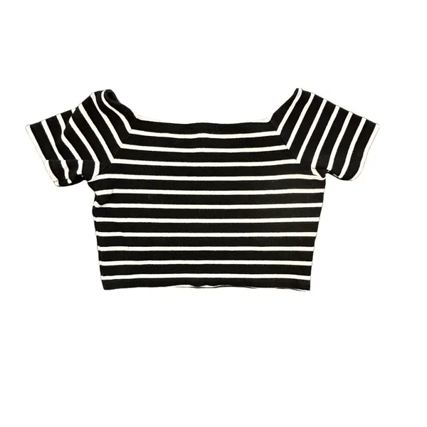 Forever 21 Horizontal black and white striped off the shoulder trendy y2k look crop top S - Image 3