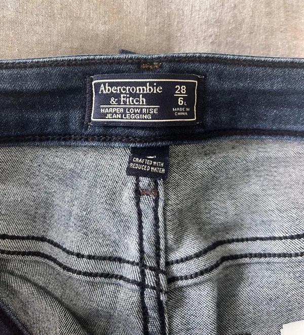 Abercrombie Dark Jeggings - Image 3