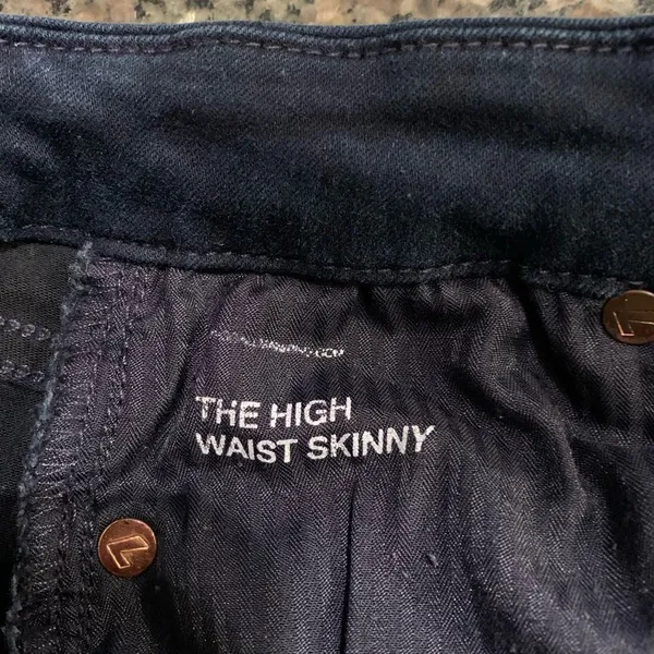 7 For All Mankind Jeans. Size: 25. Dark Wash, Skinny. - Image 6