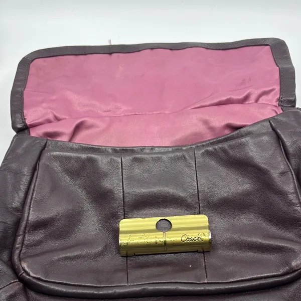 Coach Elegant Brown Leather Shoulder Bag - Image 4