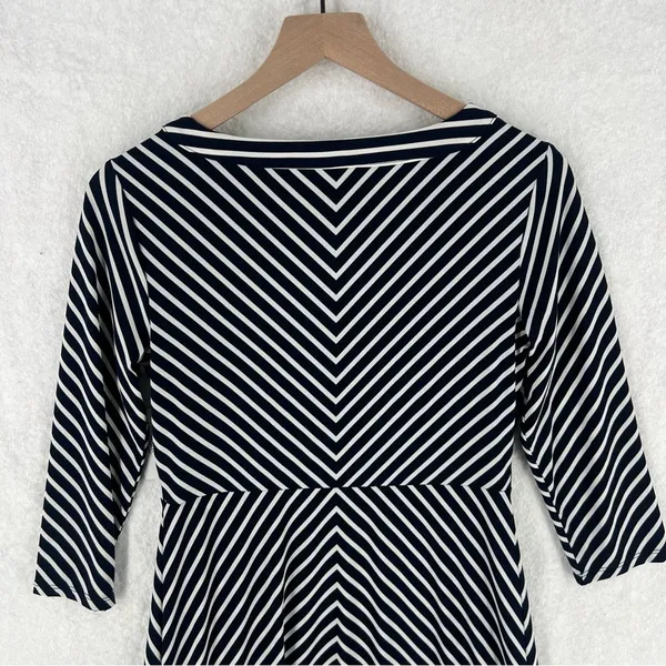 Roz & Ali Nautical Navy Blue White Striped Stretch Jersey Knit Keyhole‎ Dress - Image 9