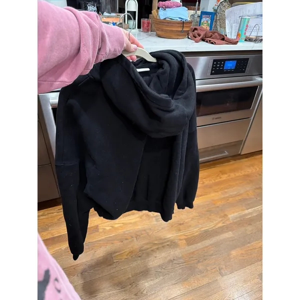 Comfrt Cloud Zip Hoodie black women's large - Image 2