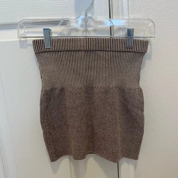 Tiger Mist Dina Cardi Neutral Latte Set - Image 6
