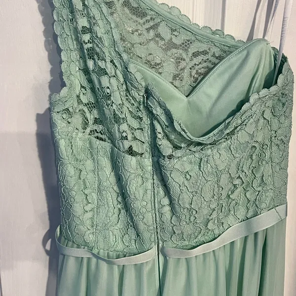 David’s Bridal One Shoulder Lace Mint Green Bridesmaid Dress Size 4 EUC - Image 4