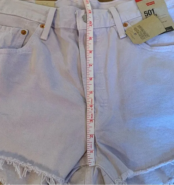 Levis 501 Purple Shorts High Rise Women's Size 32 Button Fly New lavender - Image 9