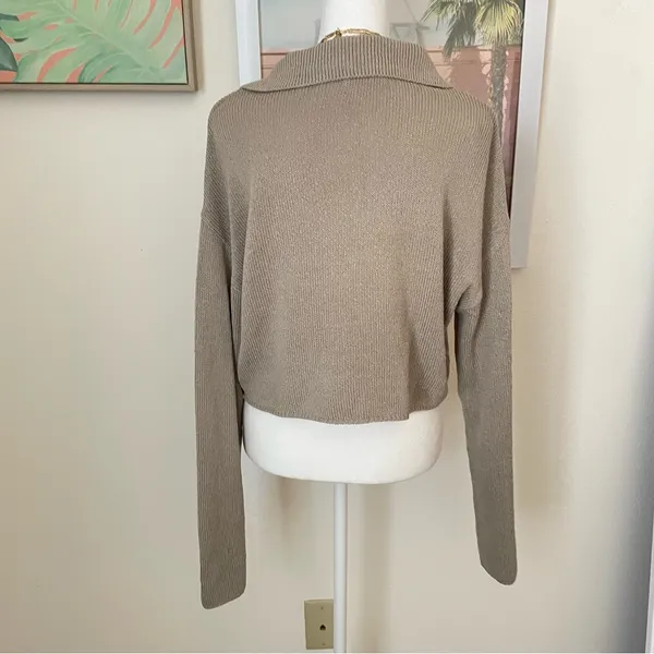 Meshki Carlota Collared Knit Cropped Jumper Sweater in Taupe Size Medium - Image 7