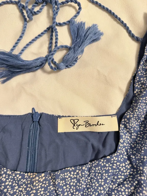 Boutique Top Sleeveless - Image 2