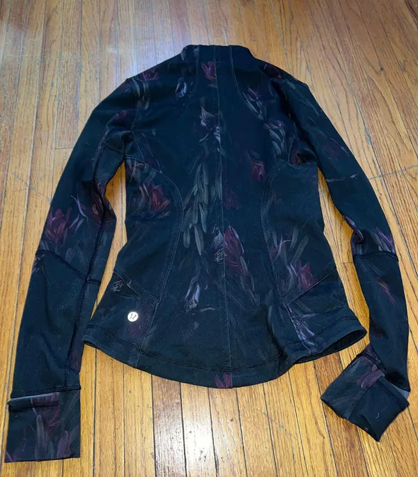 Lululemon Zip-Up Jacket - Image 2