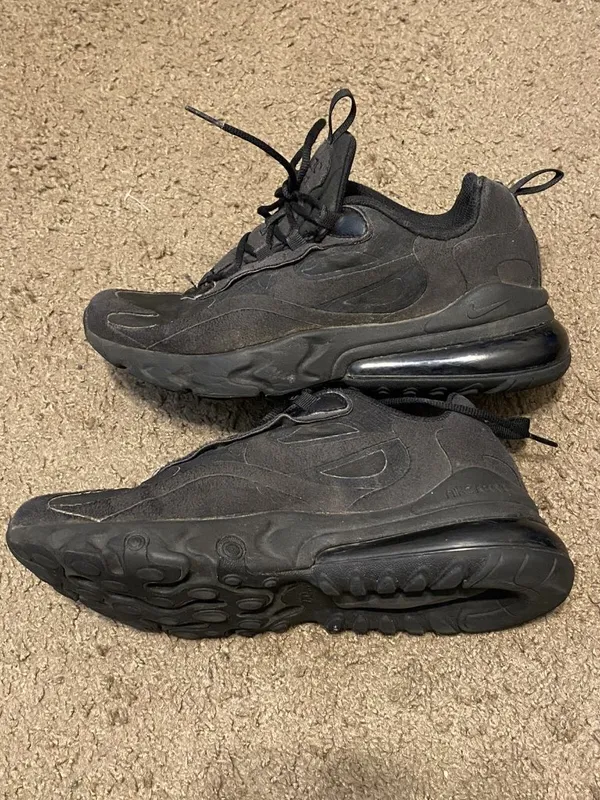 Nike Air Max 270 React Size 5Y Womens 6.5 Triple Black Athletic Shoes BQ0103-004 - Image 2