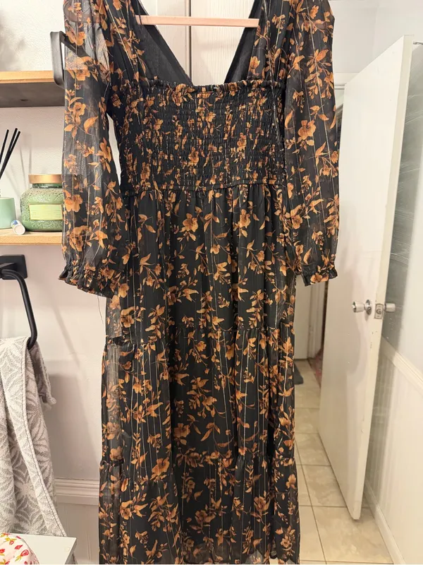 Sincerely Jules Black Midi Dress with Tan Floral Print - Image 6