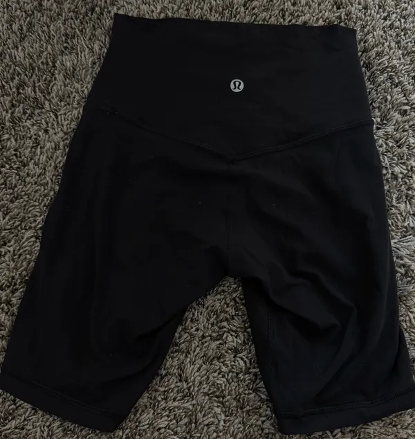 Lululemon Biker Shorts 6" Align - Image 2