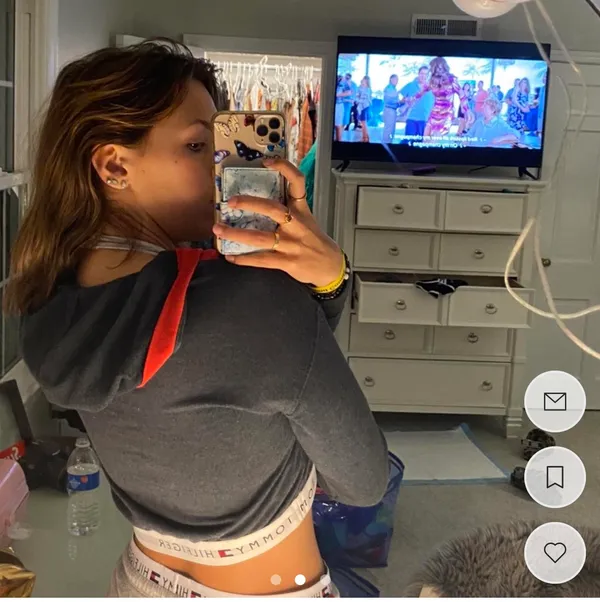 Tommy Hilfiger cropped hoodie - Image 2
