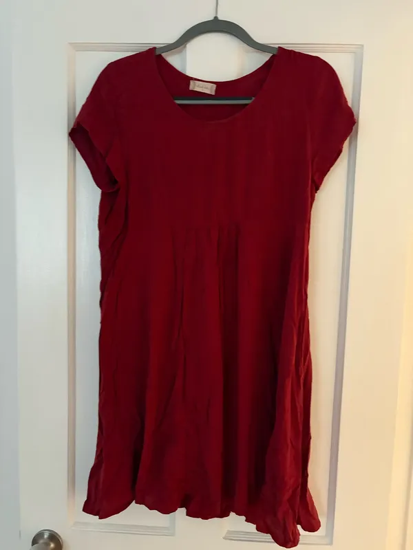 Red dress altar’d state - Image 2