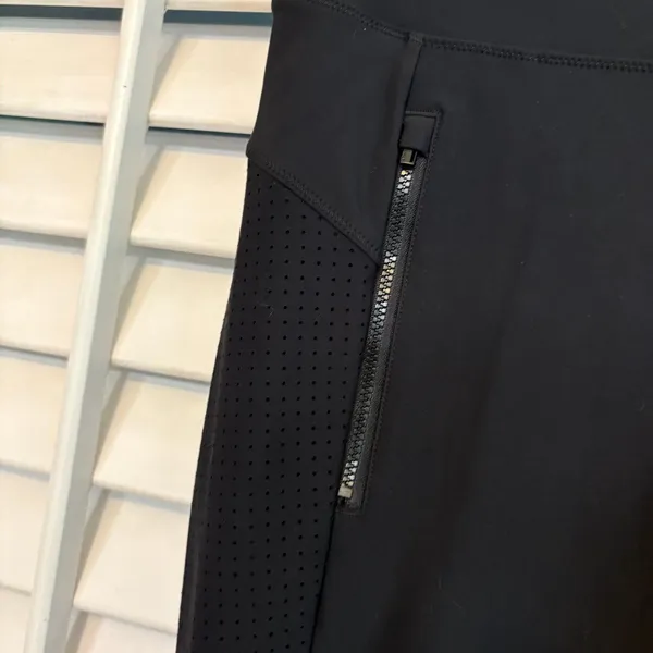 Athleta Stellar Perforated Crop Pant/Leggings Size Small‎ - Image 4