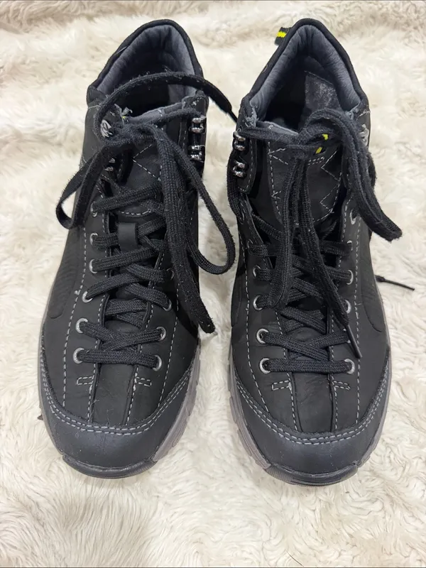 Clarks Women's Black Wave Walk Athletic Hiking Shoes with Yellow Size 6.5 - Image 2
