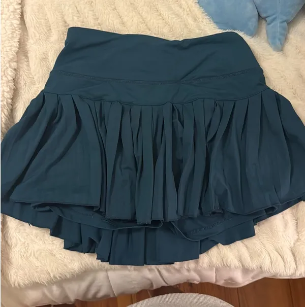 gold hinge blue skirt  - Image 3