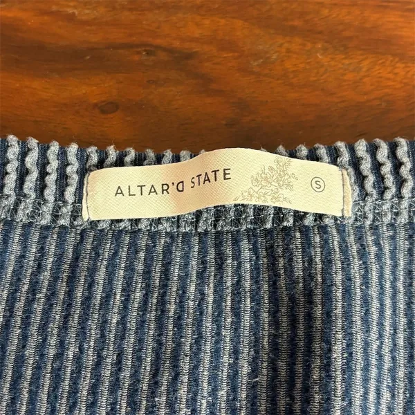 Altar'd State Pullover Sweater Womens Size S Blue‎ Ribbed Knit Cropped - Image 2