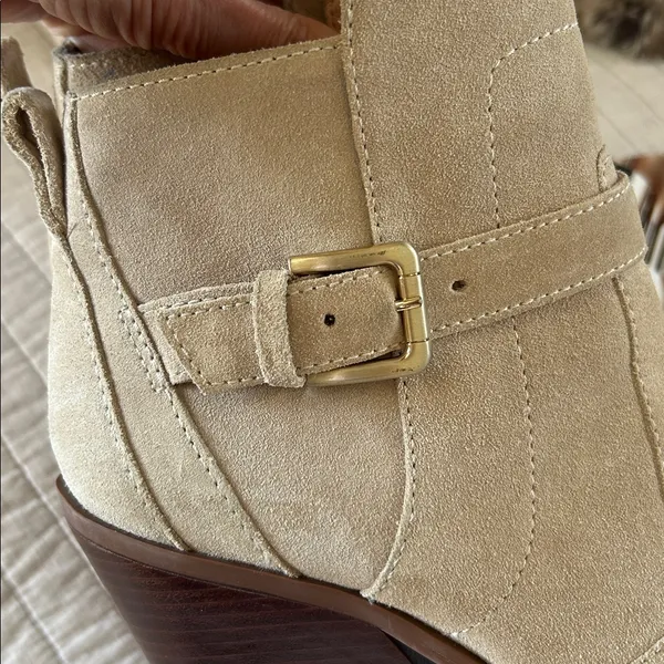 Antonio Melani peatrie light tan suede buckle western pointed heeled booties 8.5 - Image 11
