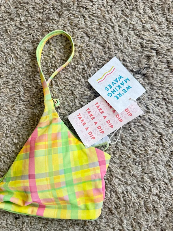 Dippin Daisys NEW Plaid Knot Front Bikini Top - Image 4