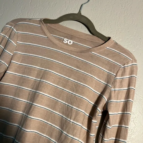 SO Women's Tan Striped Long Sleeve Top SZ XS Summer Casual T Shirt Cute + Petite - Image 6