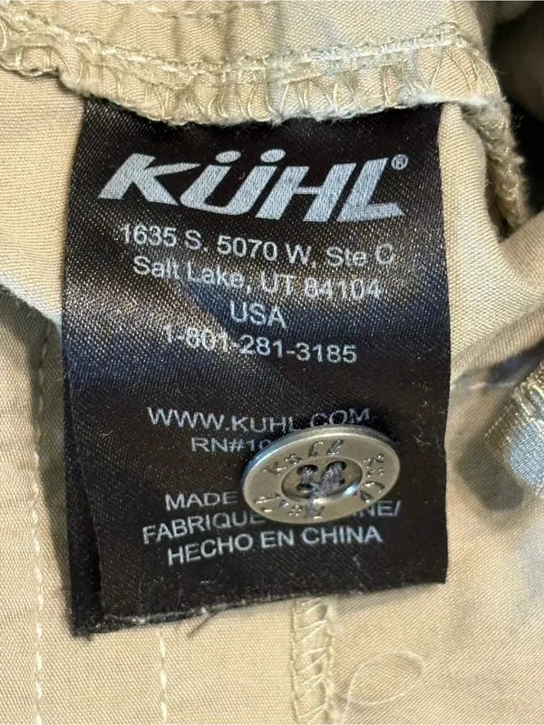 Kuhl Women's Tan Cargo-Style Shorts size 2 - Image 7