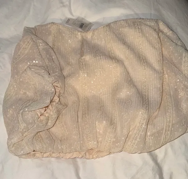 Endless Rose Sequin Crop Top - Image 4