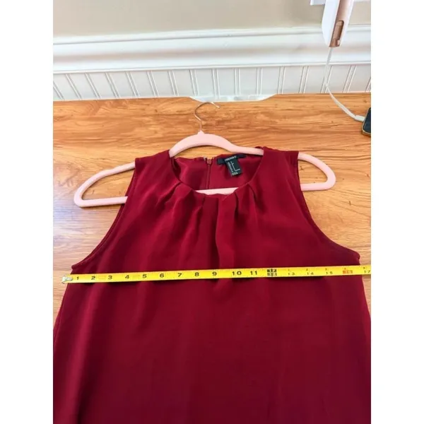 Forever 21 Burgundy Pleated Neck Sleeveless Shift Mini Dress Size Small - Image 5