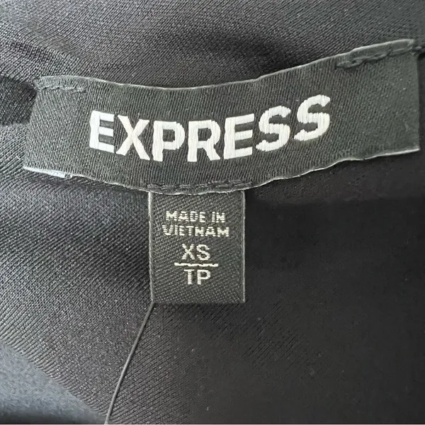 Express NWT Black Puff Sleeve Bodysuit V Neck Ruched Size XS Thong Body Suit - Image 4