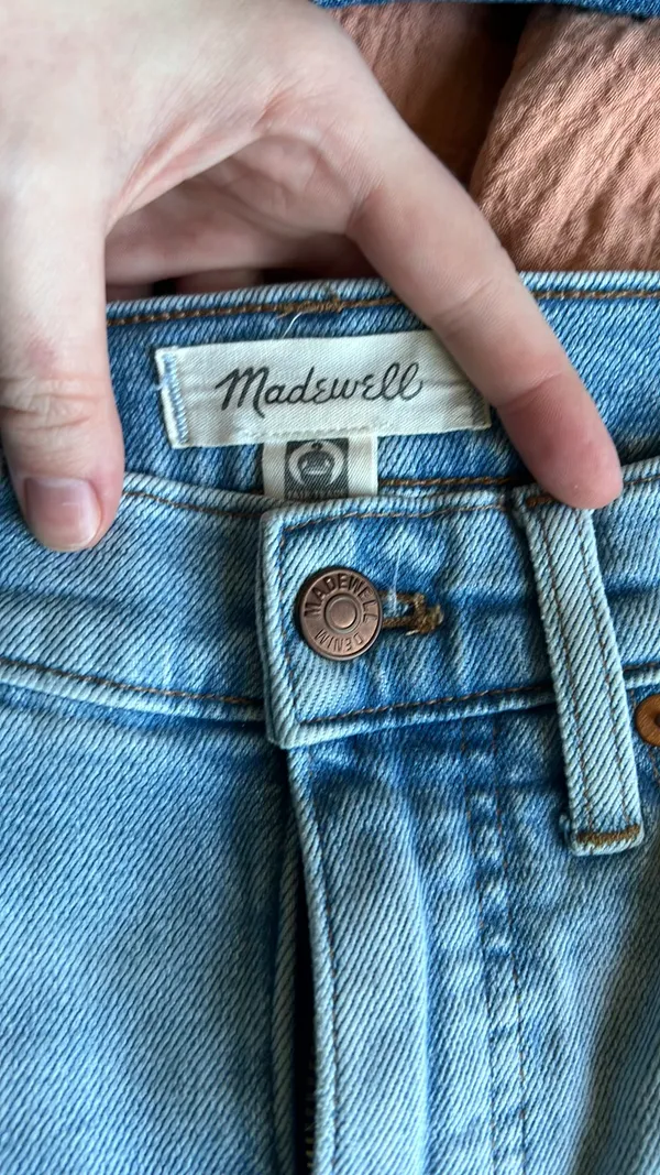 Madewell Mid-Rise Classic Straight Jeans - Image 6
