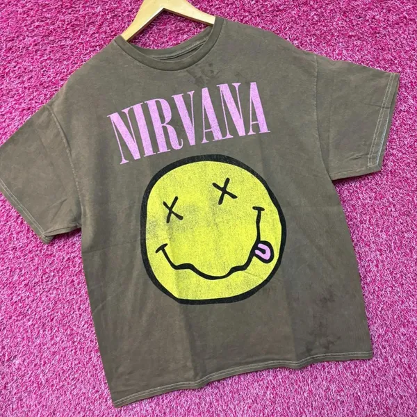 Nirvana Never Mind mineral wash Smiley Face Tshirt size large - Image 3