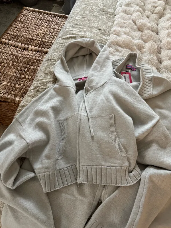 Edikted Gray sweater set - Image 4