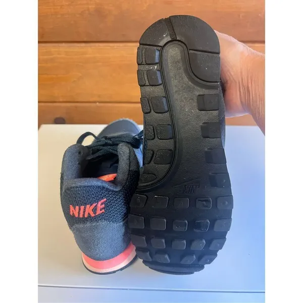 Nike MD Runner 2 Mid Women's 807172-448 Navy Running Shoes Size 6 - Image 4