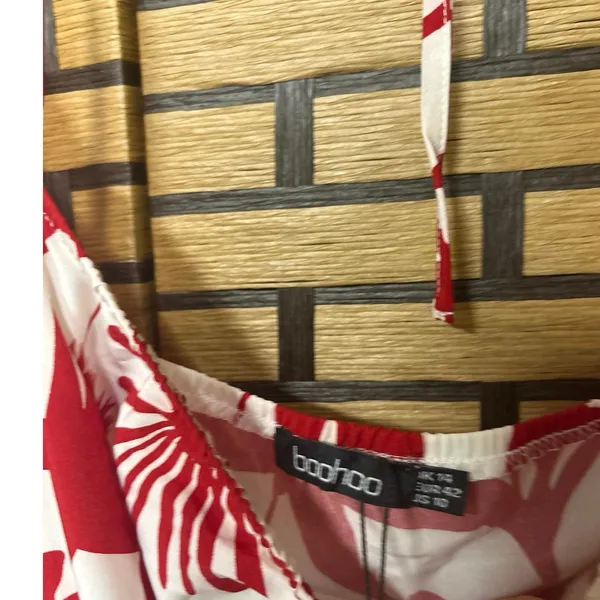 Boohoo White‎ And Red Floral Maxi Dress Size 10 - Image 6