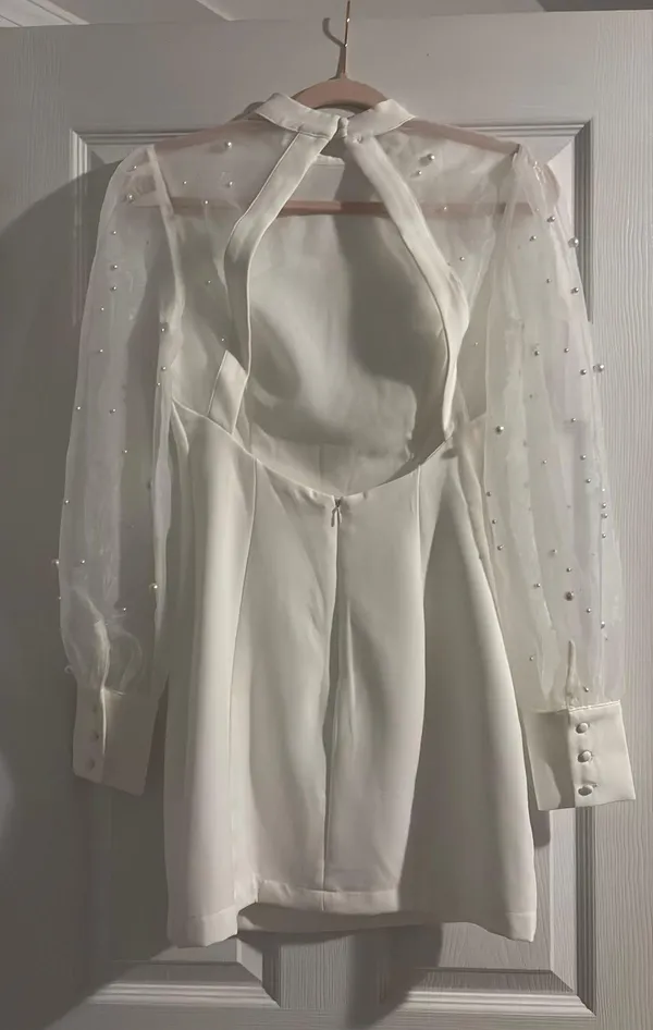 Main Strip Boutique White Dress Pearl Sleeves - Image 3
