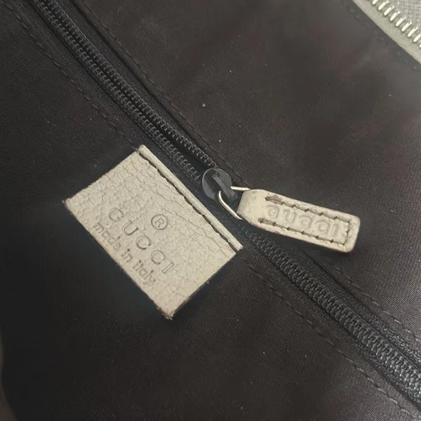 Gucci Abbey Monogram Tote Bag in Tan/Creme - Image 7