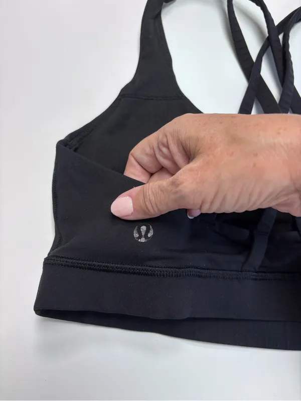 lululemon athletica Black Crisscross Sports Bra Size 10 (M) - Image 3