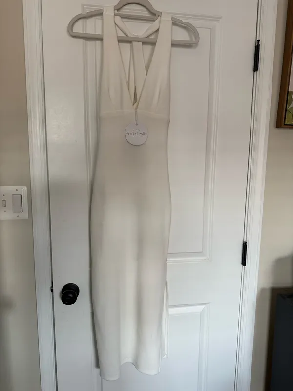 Selfie Leslie Midi Dress White - Image 3