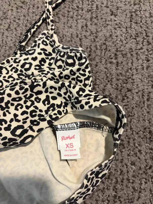 Romwe Cheetah Print Top - Image 2