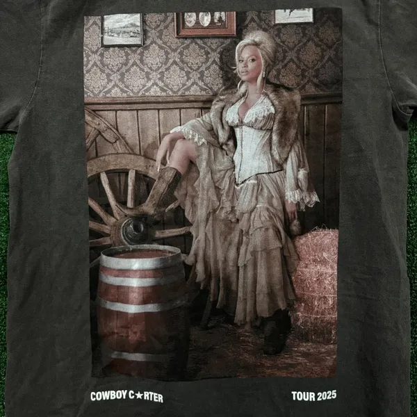 Beyonce Cowboy Carter Rodeo Chitlin Circuit Tour Chicago T-Shirt Size Medium - Image 2