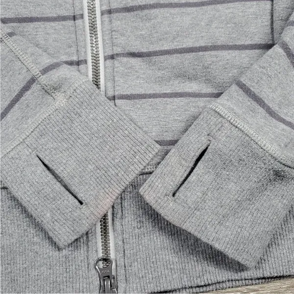 Lululemon striped full zip hoodie size 4 - Image 4