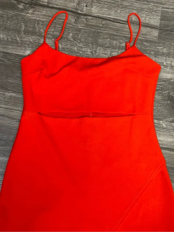 Lulus Red Bodycon Mini Dress Spaghetti Strap Wrap Hem Size M - Image 3