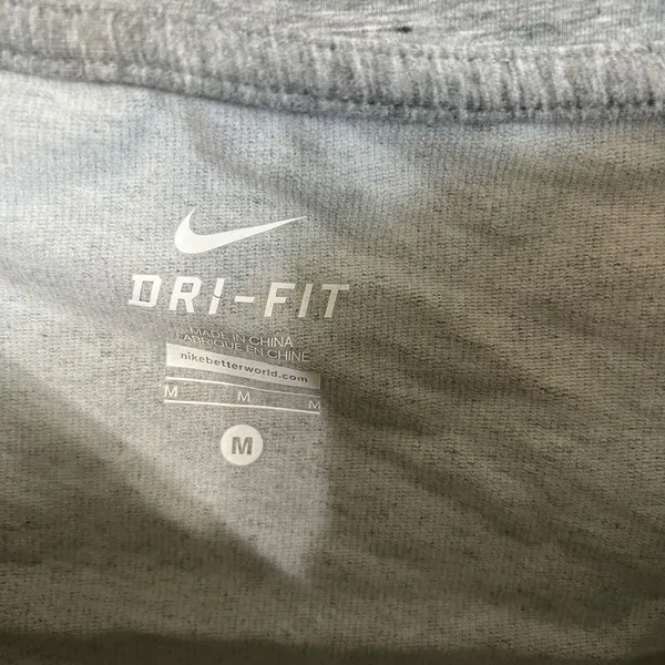 Nike grey long sleeve M‎ - Image 4