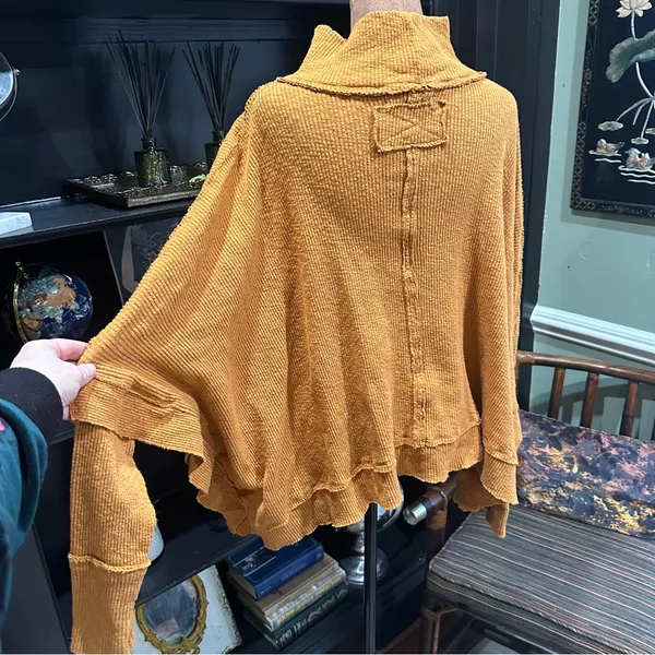 Free People We The Free Moon Daisy Pullover – Size Medium – Sunbaby Yellow - Image 13