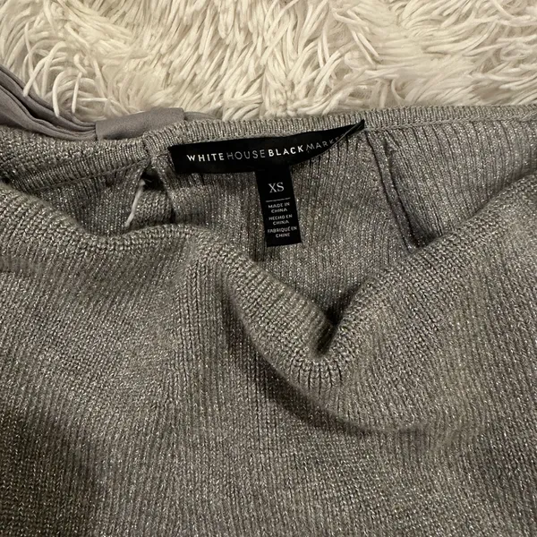 White House | Black Market Bow Back Silver Metallic Sweater Size XS - Image 5