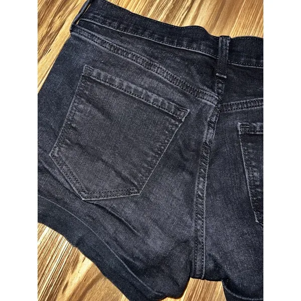 Old Navy Women's Size‎ 4 Black Denim Jean Distressed Mid-Rise Boyfriend Shorts - Image 6