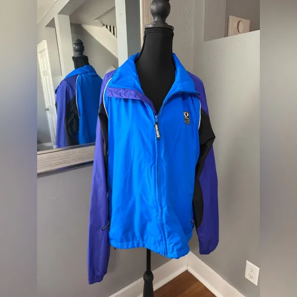 VTG Pearl Izumi cycling or running windbreaker full zip jacket large. - Image 2
